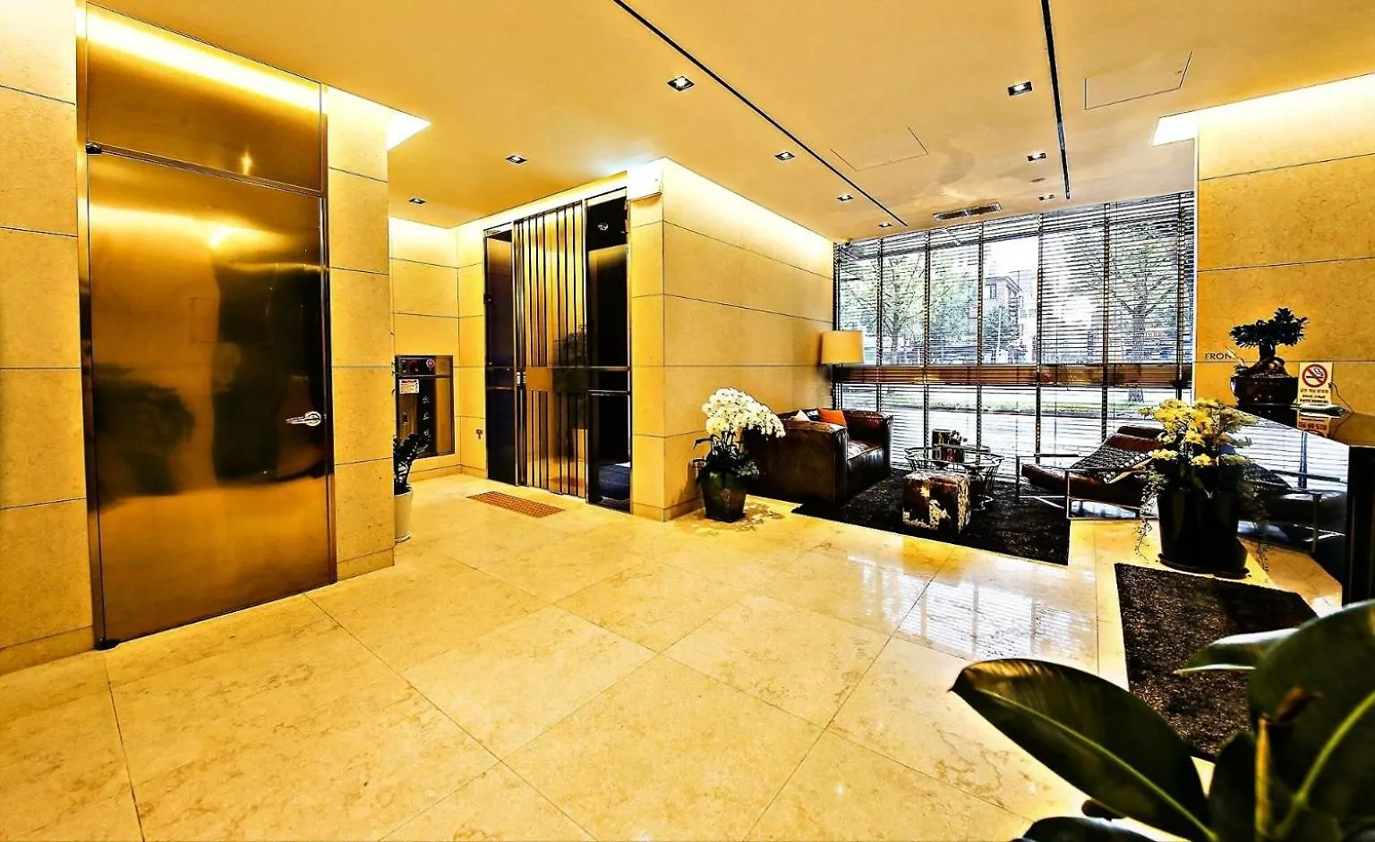 Cullinan Gaepo Hotel Seoul