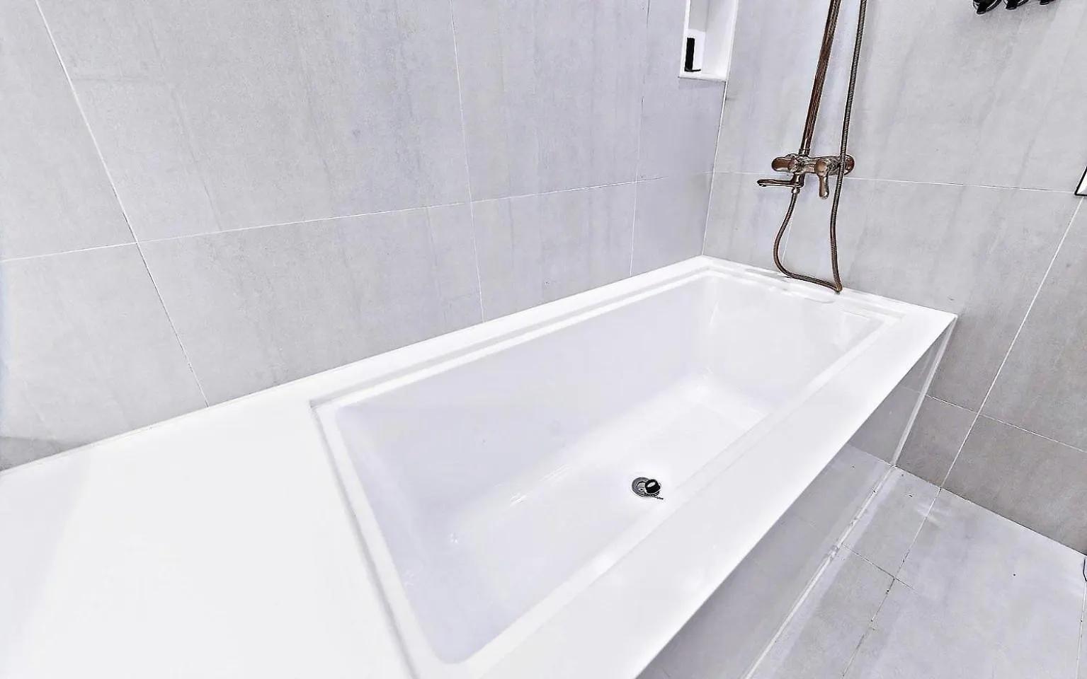 Cullinan Gaepo Hotel Seoul 3*,