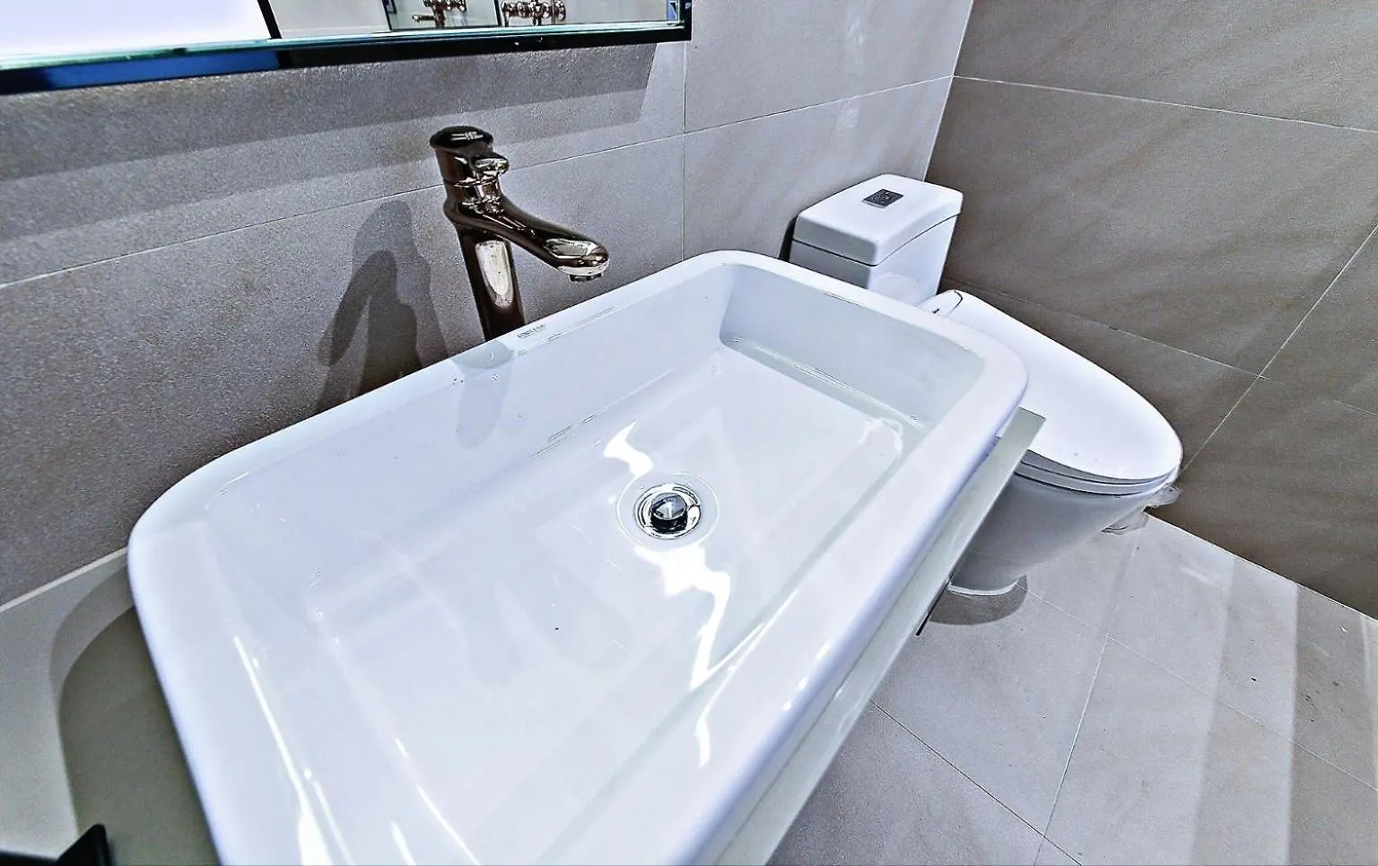***  Cullinan Gaepo Hotel Seoul South Korea